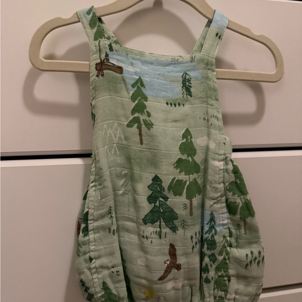 NWT Angel Dear Muslin retro sunsuit mountain cabin size 6-12 months